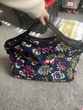 Vera Bradley Carryall Travel Bag in African Violet - Retired Pattern - Quilted